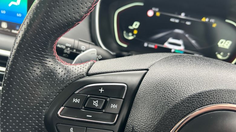 MG Hs 1.5 T-GDI Exclusive 5dr DCT Petrol Hatchback